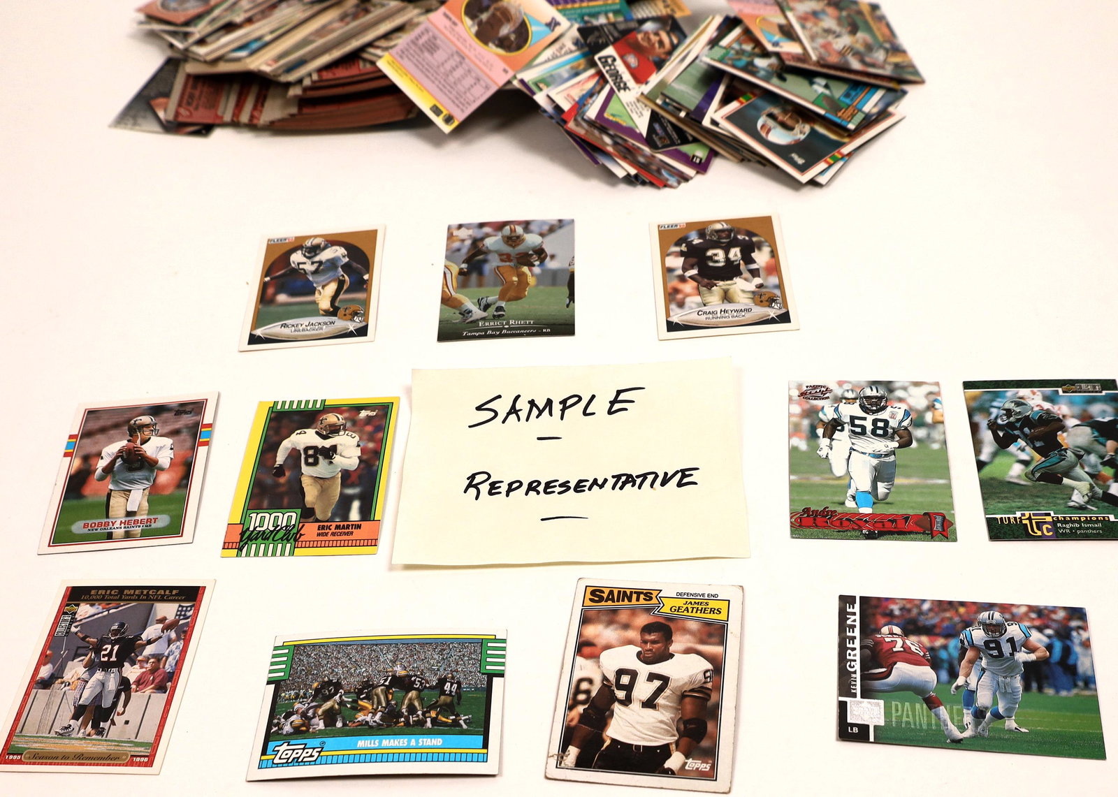 NFL's, NFC North Trading Cards [131112]: An assortment of approximately 400 Topps, Fleer, Upper Deck and more trading cards, featuring players from the NFL's American Football Conference East. Players featured include Ernest Givens, Ben Coat