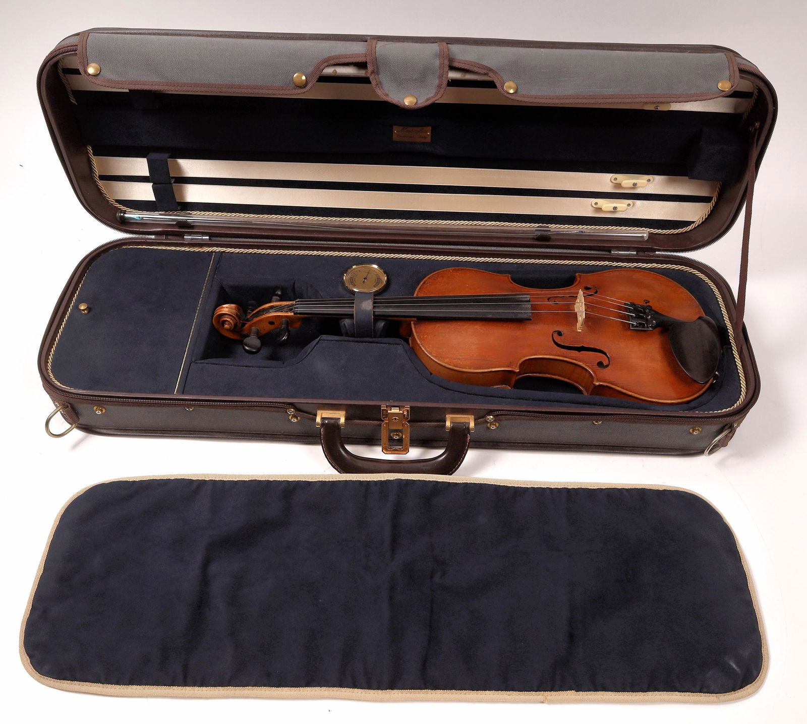 Jacobus Stainer Violin Copy and Case  [146132] (1 of 6)