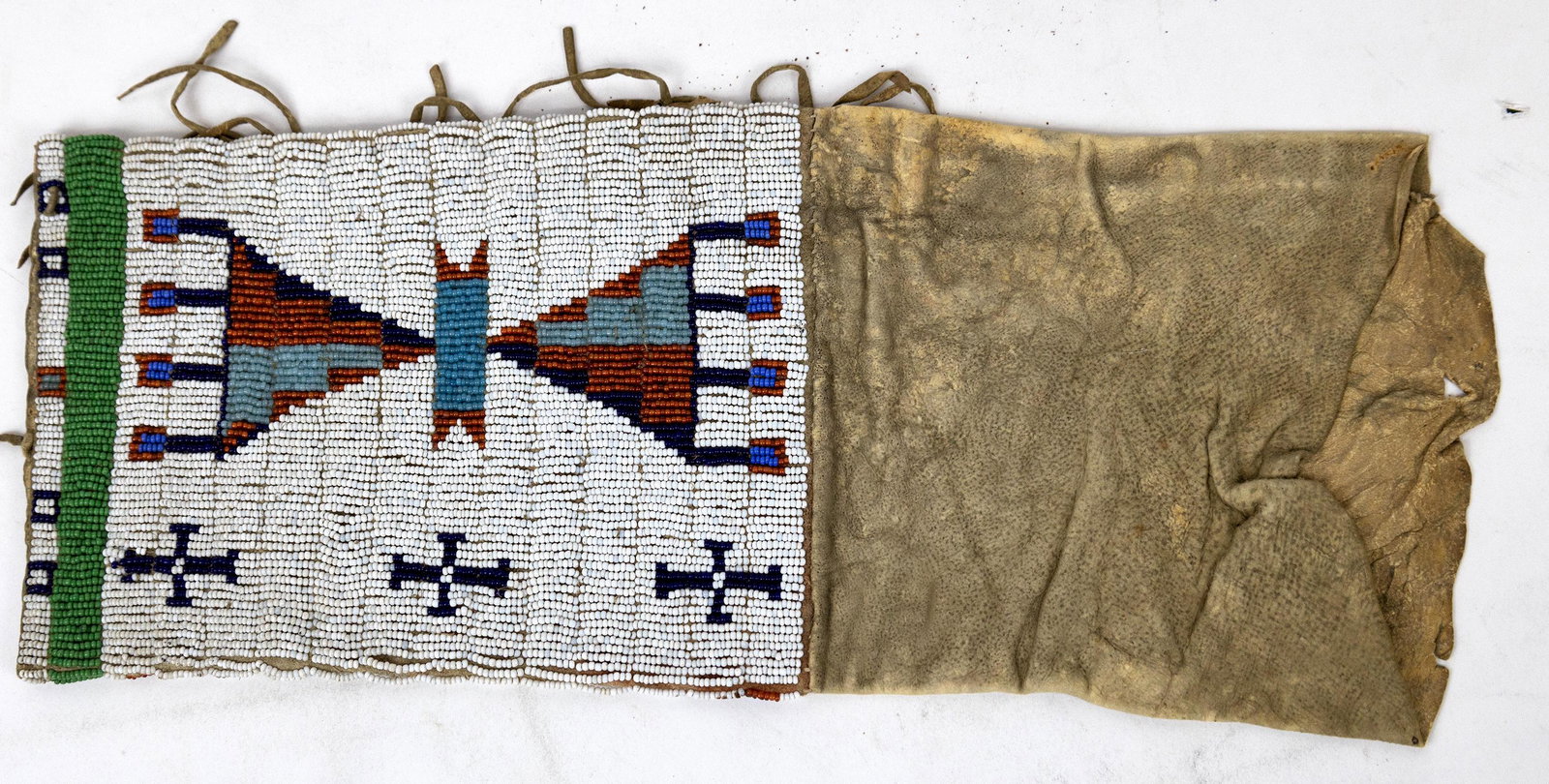 Sioux Beadwork Pouch on Brain-tanned Leather   [147075] (1 of 2)