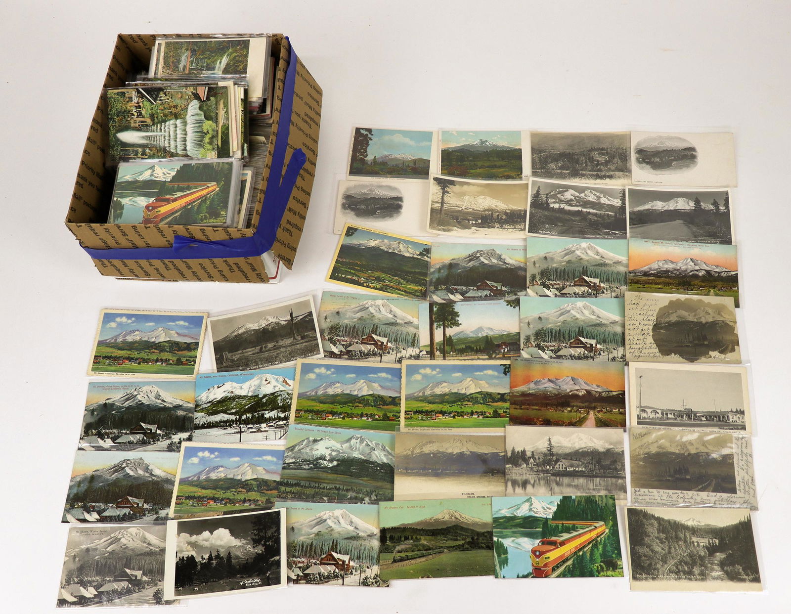 Mt. Shasta Postcard Hoard (700+)  [147492] (1 of 1)