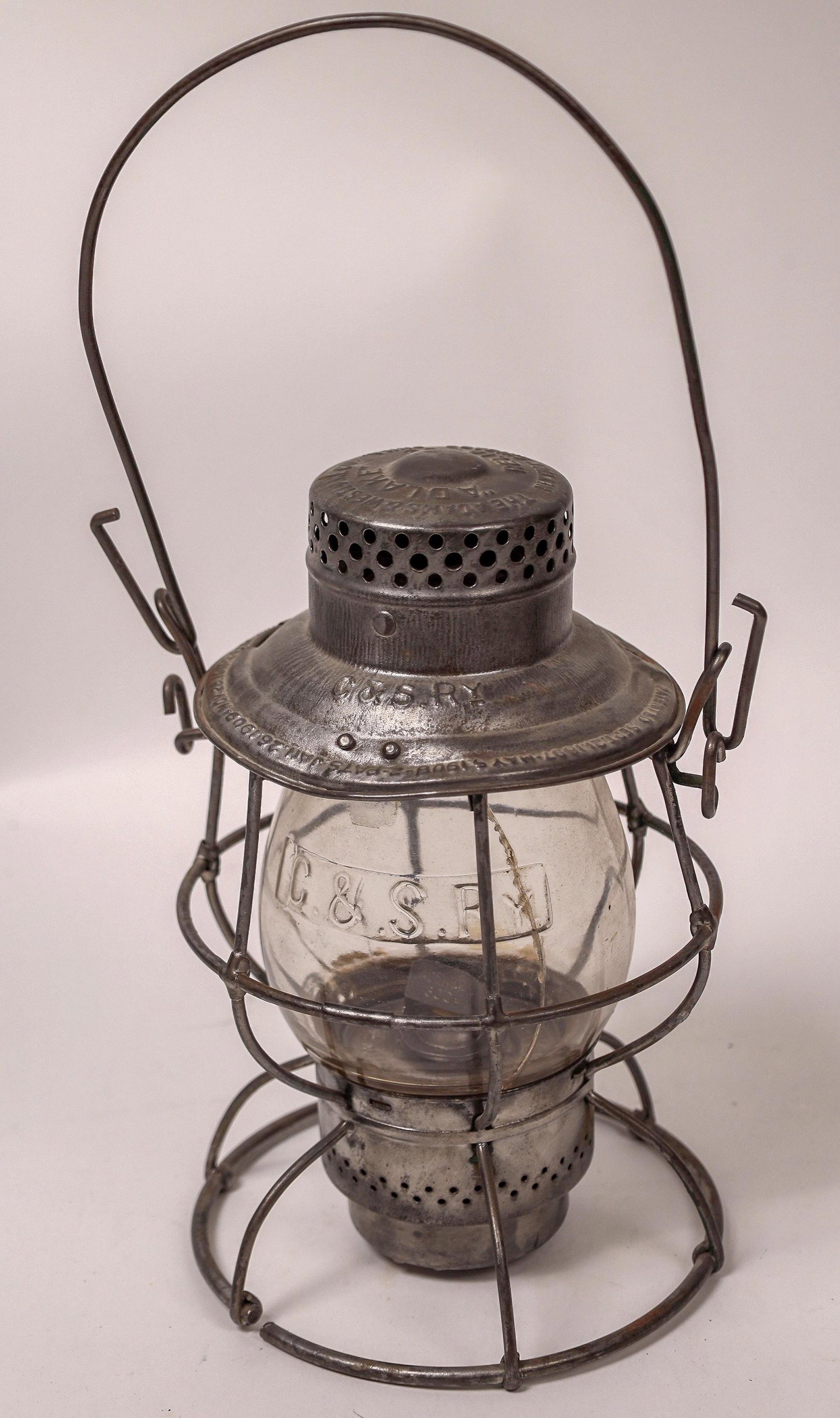 Colorado & Southern Railroad Lantern [153345] (1 of 3)