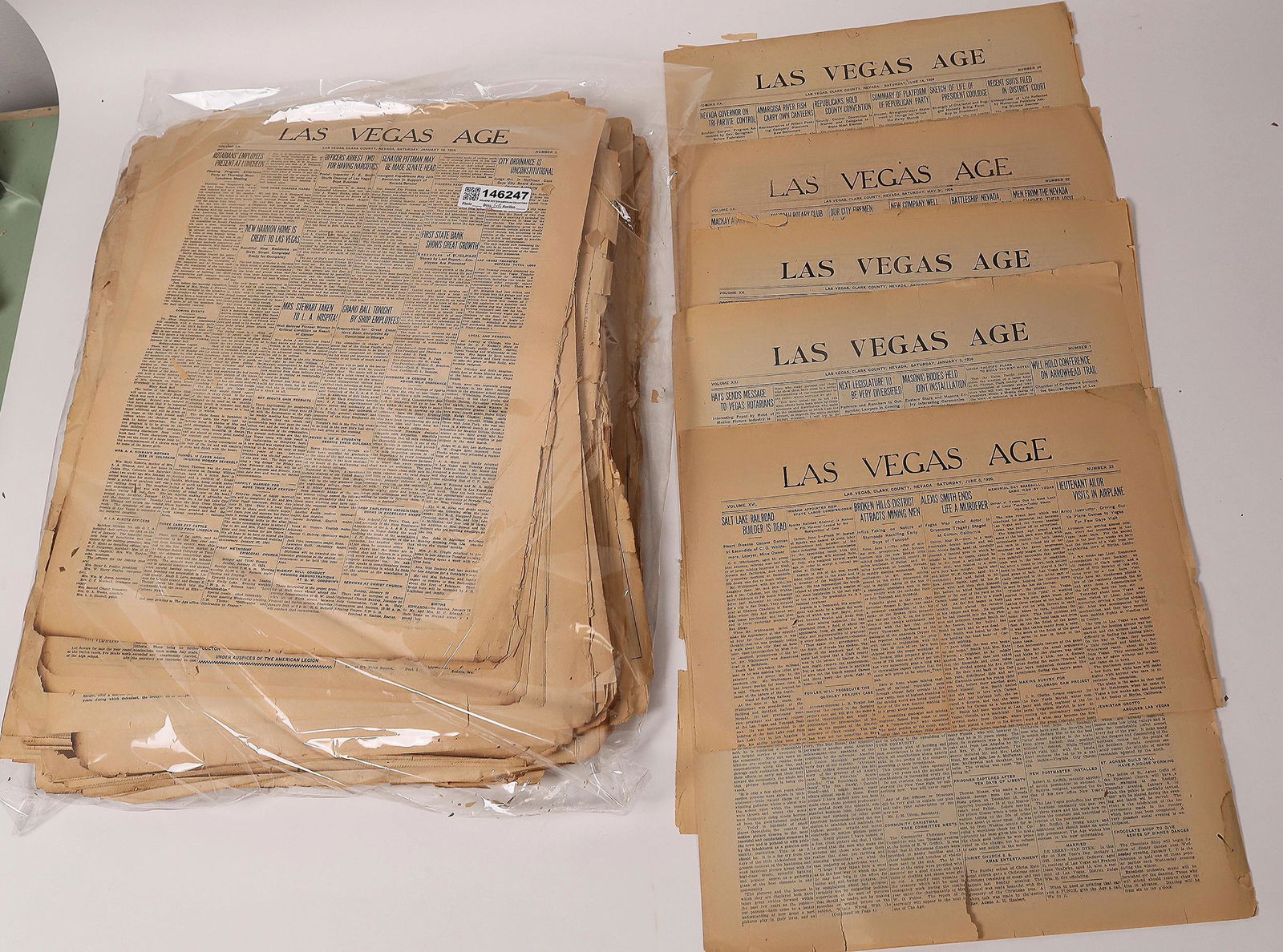 Las Vegas Age, 1920's Large Group [146247] (1 of 1)