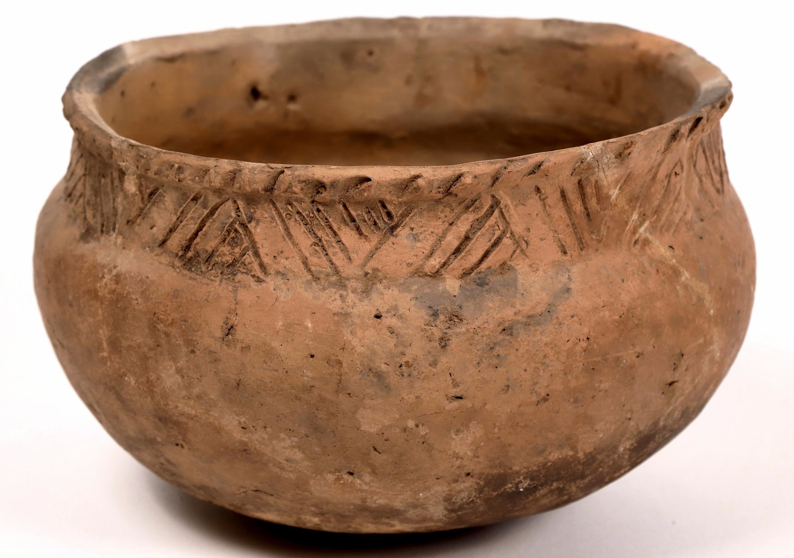 Ancient Caddo Pot [162458] (1 of 3)