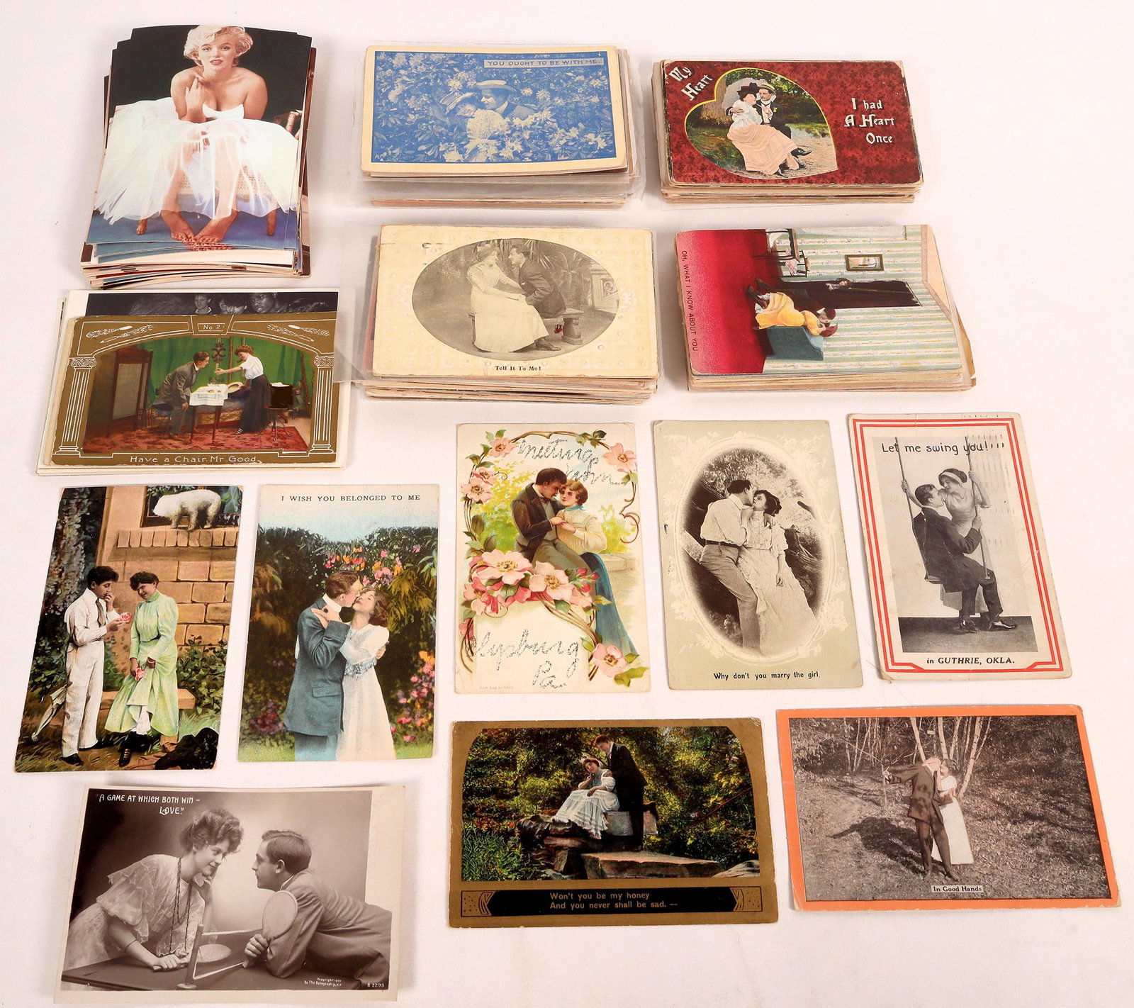 Marilyn Monroe, Romance and Pinup Postcards, 300 [167347] (1 of 1)