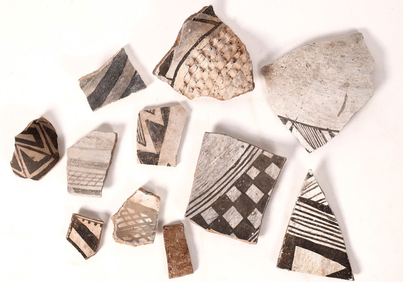 Anasazi (Ancient Puebloan) Pottery Shards    [175766] (1 of 1)