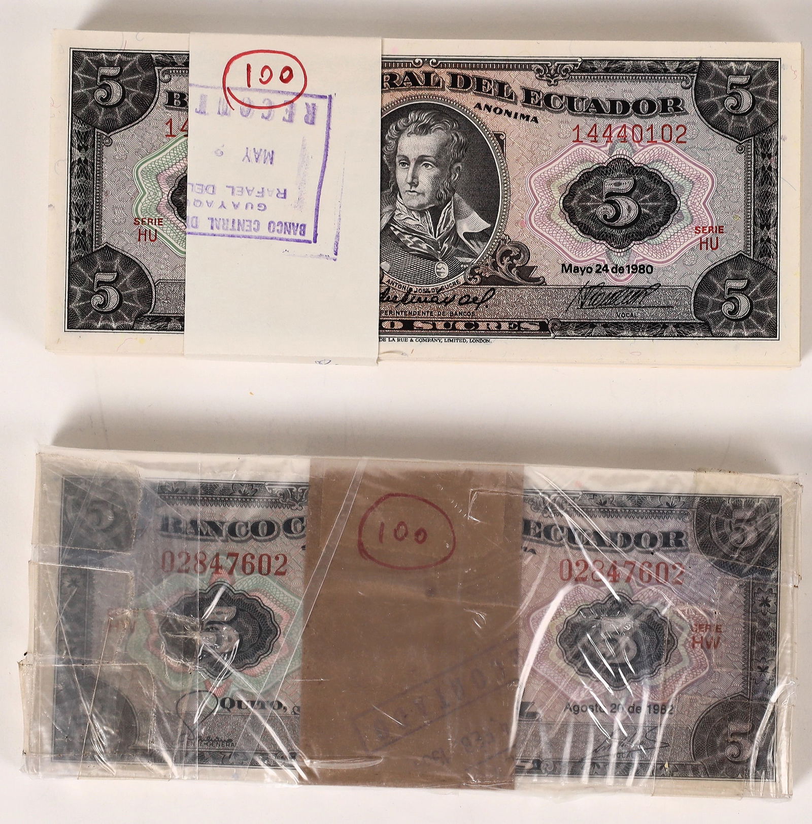 Ecuador Bank Notes    [170840] (1 of 2)