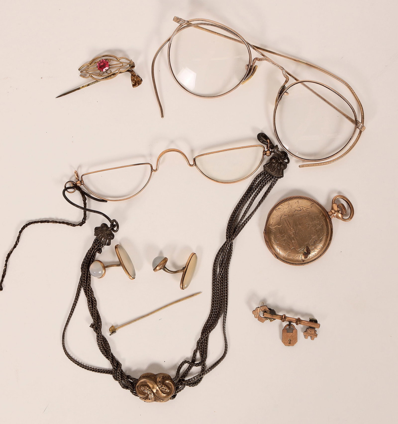 Gold & Gold Plated Vintage Jewelry  [181208] (1 of 3)