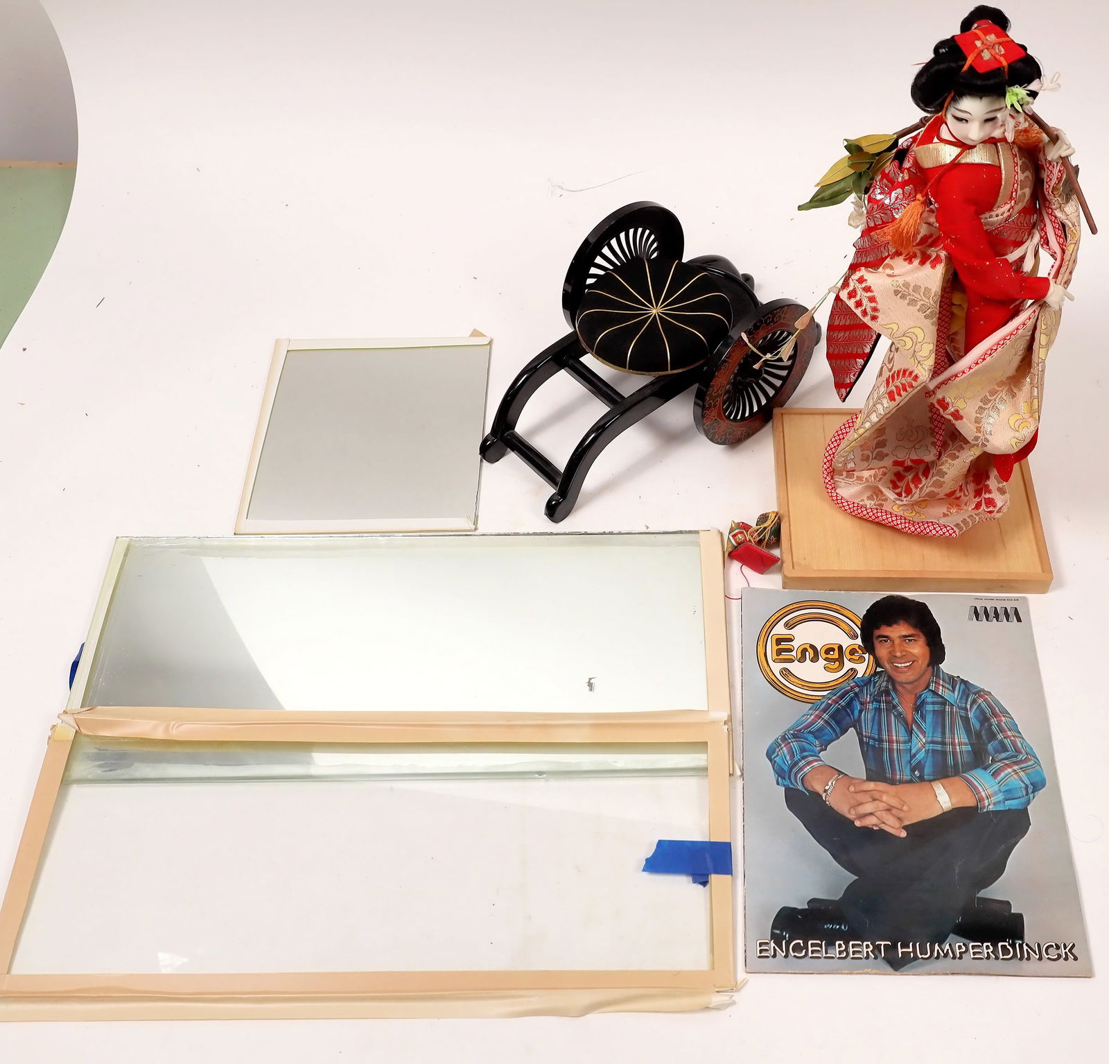 Sakura Geisha Doll 17 in. c.1900-1950's [143937] (1 of 1)