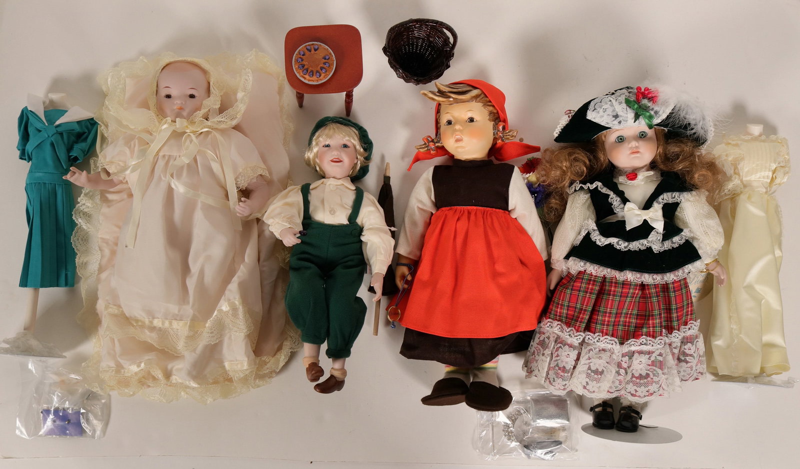 Hummel Designor Dolls (5) [109882] (1 of 1)