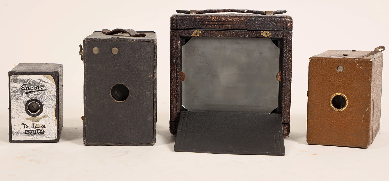 Encore Kodak 50th Anniv. & 2 More Cameras [185424] (1 of 4)