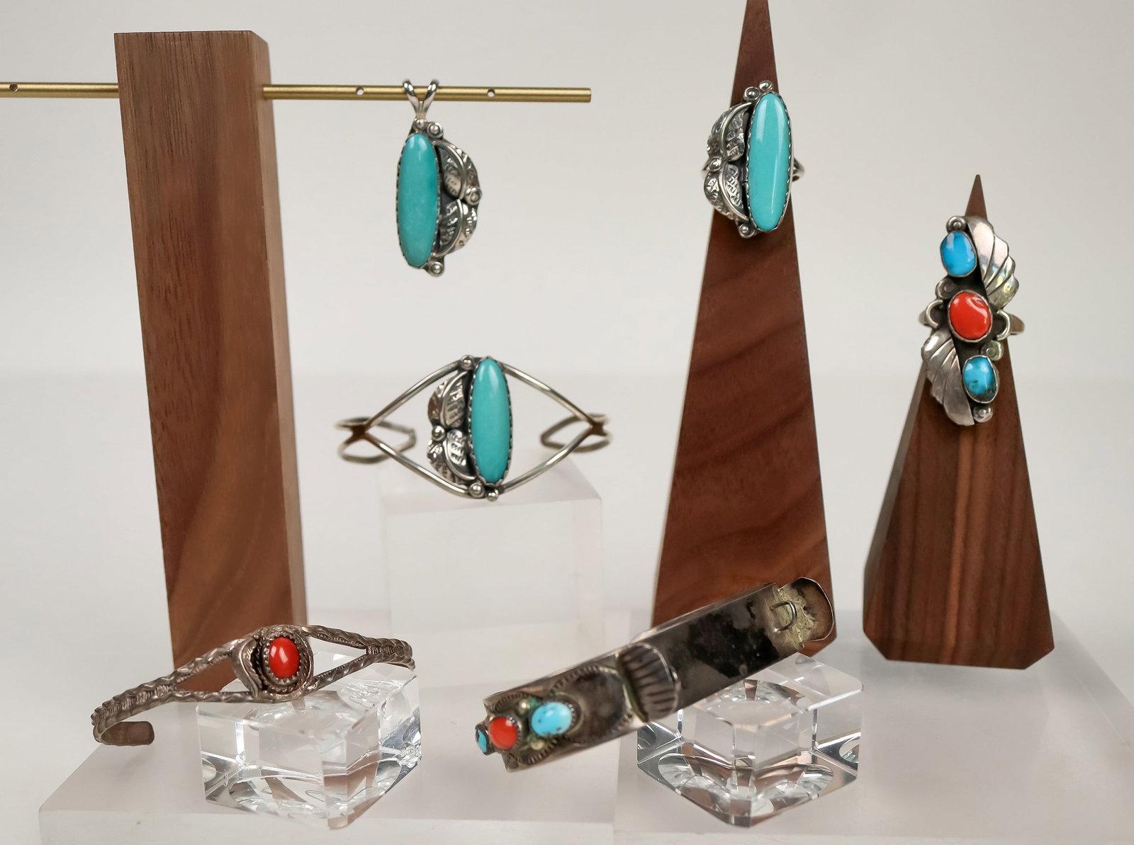 Navajo Silver Jewelry [124925] (1 of 5)