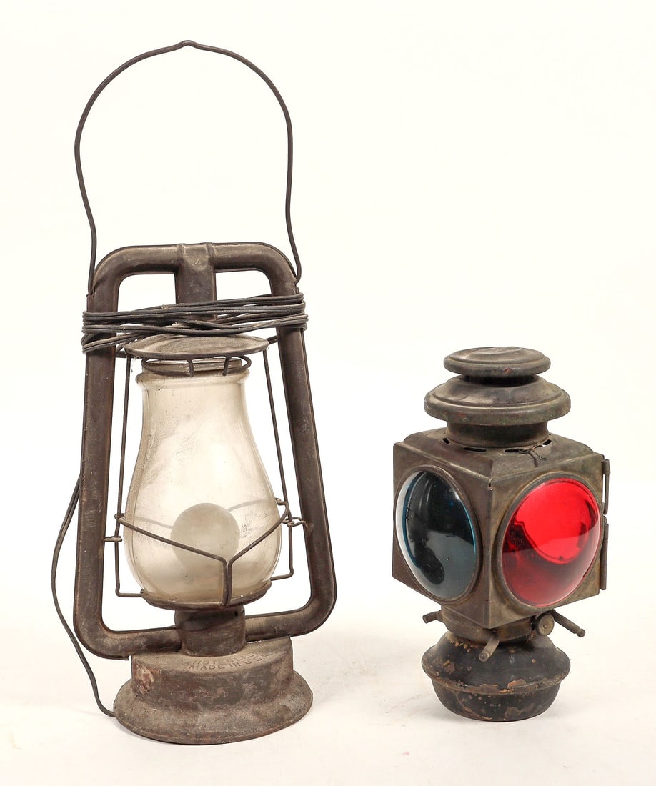 Buggy & Warehouse Lanterns (2) [191451] (1 of 4)