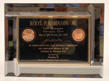 Nevada City Manager Retirement Plaque with Medals [191015]