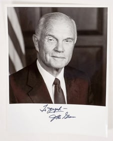 John Glenn Autographed Photo [191621]