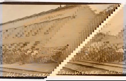 Lynch Mob? Postcard [193244]
