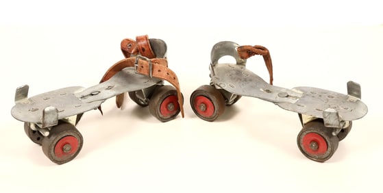 Metal Roller Skates, Vintage Pair [190930]