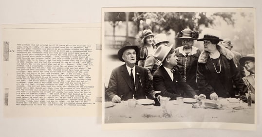 Will Rogers Photo with an Angry Lady [190557]
