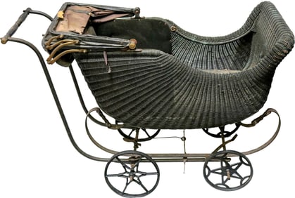 "The Wakefield" Baby Carriage in Original Wood Crate [90980]