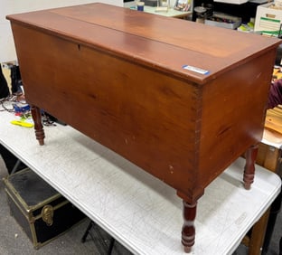 Cobbler Supply Bench [196522]