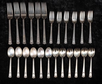 Tiffany Sterling Silver Flatware, 33 oz. [194749]