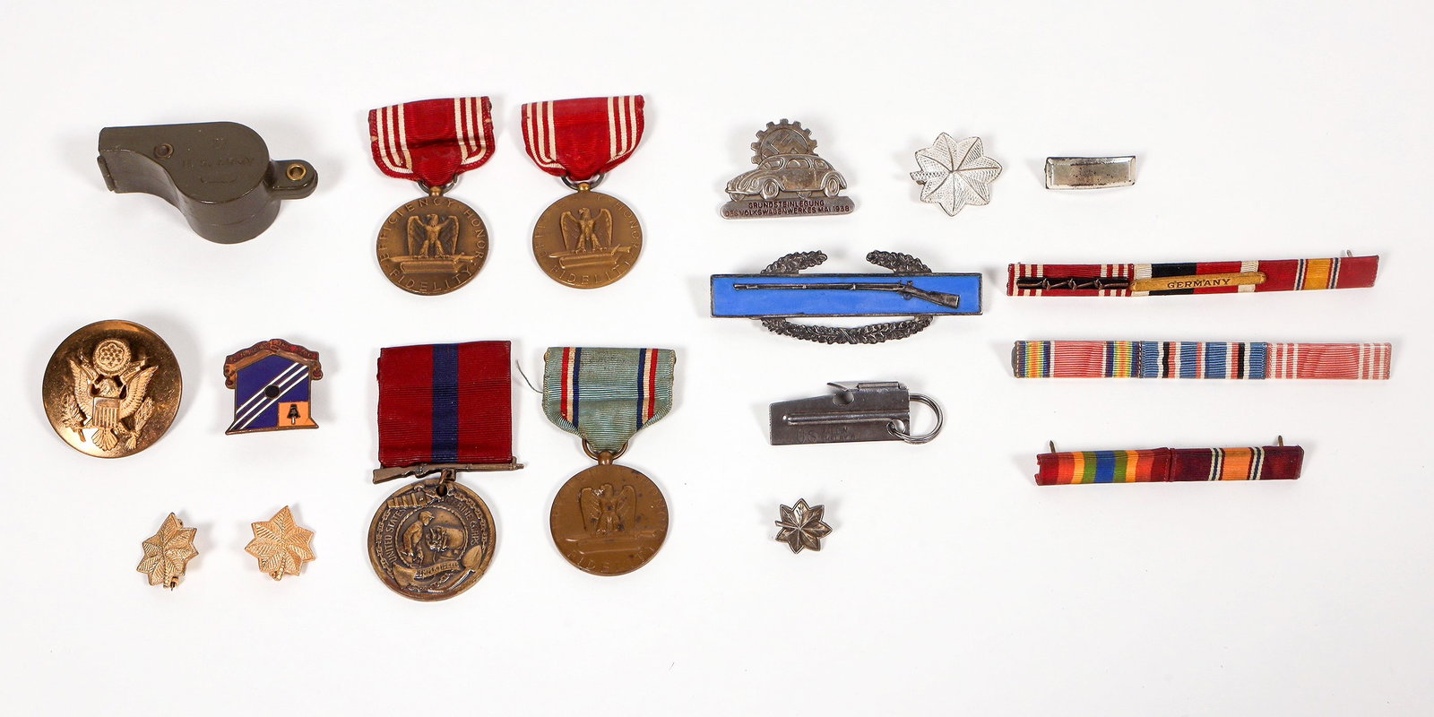1938 Volkswagen Pin WW2 Army and Marine Corp. Ribbons and Medals (14) [194251] (1 of 4)