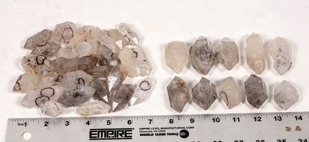 Anhydrous Quartz Crystals, Free Floating w/ Inclusions, 39 [194290]