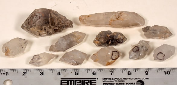 Quartz Crystals, Free Floating Twins, 11 [194152]