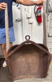 Slusher Bucket, Two Wood Handle, Iron Loop handle hoop [196757]