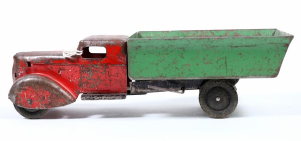 1930's Pressed Steel Toy Dump Truck [183545]
