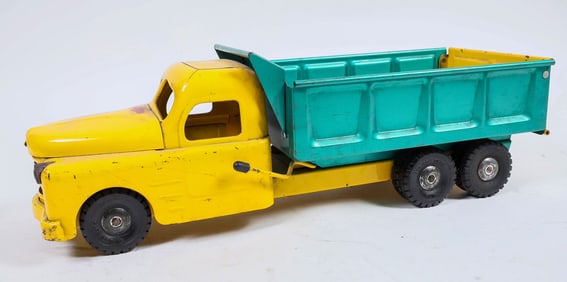 Strictly Pressed Steel Rear Dump Truck [196764]
