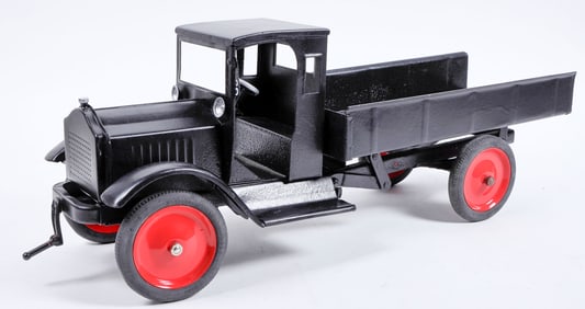 Keystone Pressed Steel Rear Dump Truck [196767]