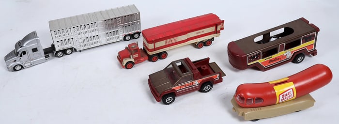 Plastic Advertising Vintage Toy Truck Quartette (4) [196519]