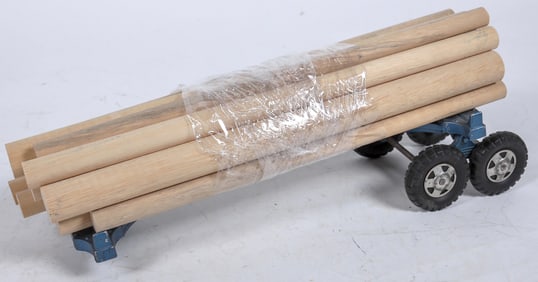 Structo Log Hauler, with Logs [197021]