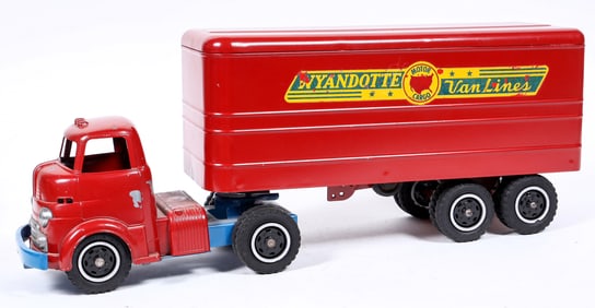Wyandotte Van Lines Cargo Truck [196842]