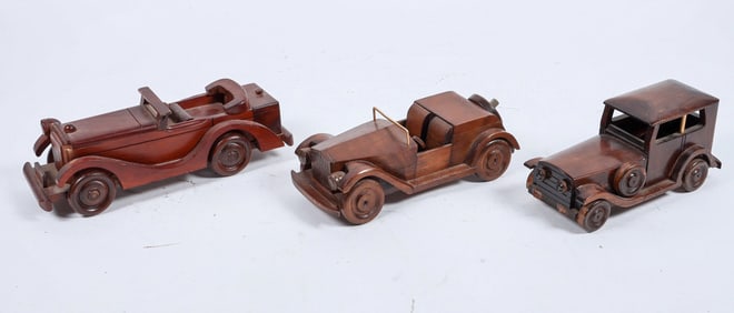 Vintage Wooden Music Box Cars [183549]