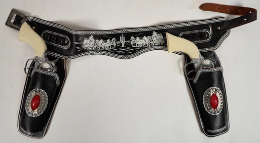 Hubley "Pony Boy" Cap Pistols with Holsters [196974]