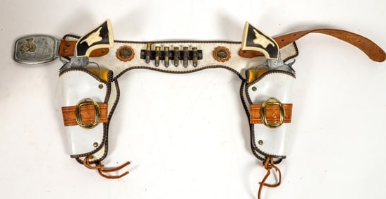 Hubley Six Gun Cap Pistols with Holster Rig [196968]