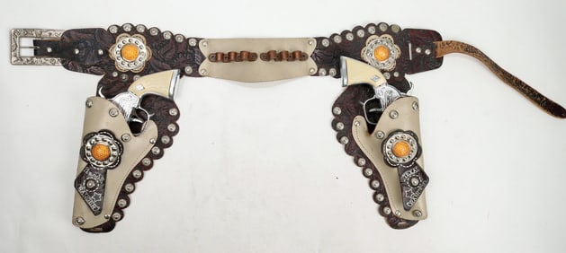 Hubley Texas Ranger Cap Gun and Holster Set c.1960's [196961]