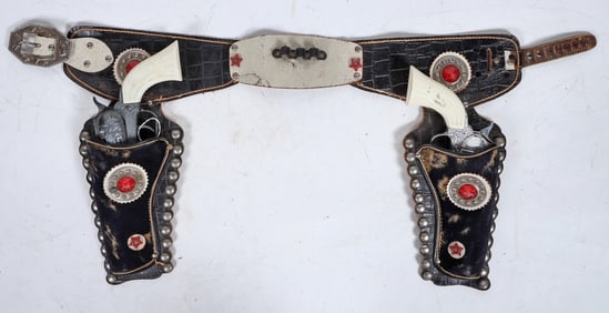 Pony Boy Dual Pistol/holster Setup with Faux Ruby adornments [196948]