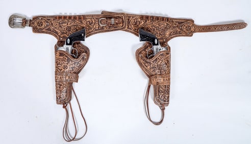 Wyatt Earp Cap Pistol and Holster Rig by Hubley c.1960's [196965]