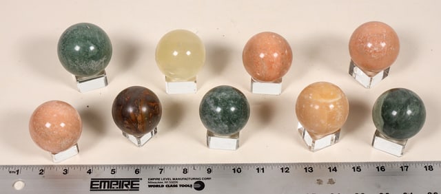 Mineral Spheres with Bases, 9 [194160]