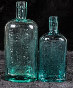 Honolulu Drug Store Bottle Pair [195845]