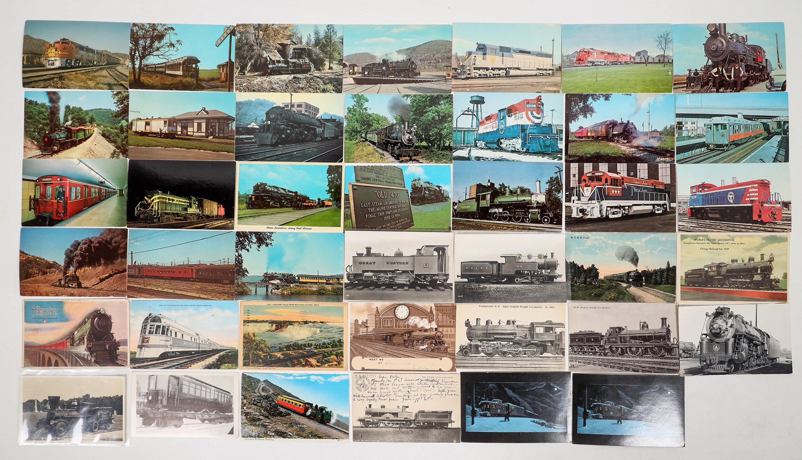 Eastern Railroad Postcards, 35 [194719]: About 31 Eastern US railroad postcards plus 4 London. All are post 1928, mostly color 1950's with a few RPC's and 4 from London, UK.^Date: Country (if not USA):State: City: Provenance: PLEASE NOTE: We