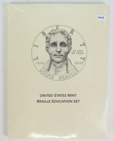 Braille Silver Dollar Education Set U. S. Mint 2009 [195960]