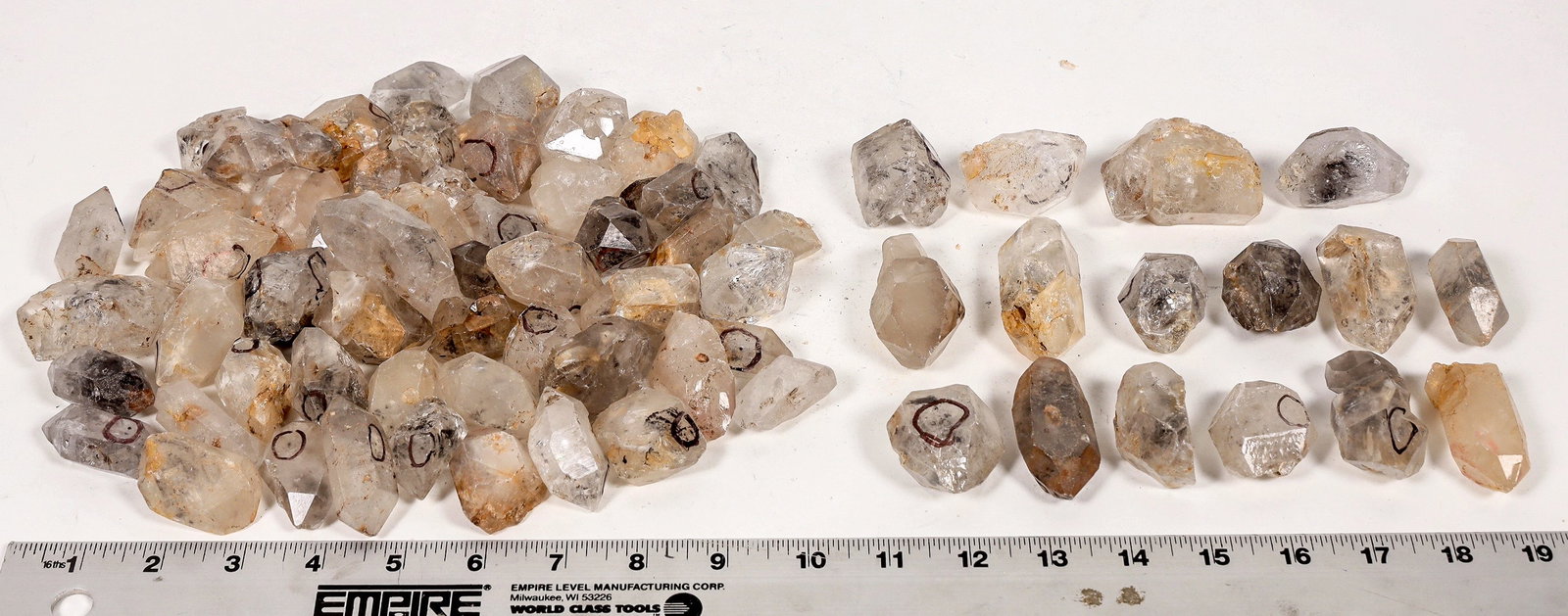 Anhydrous Quartz Crystals, 5 Pounds [194275]: 5 pounds of anhydrous quartz crystals from Szechuan, China, about 1x2" to 2x1.25". See photo.^Date: Country(if not USA): ChinaState: City: Provenance: Chunlin Zhu Collection