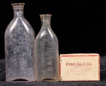 Richmond Drug Store Bottle Pair [194977]