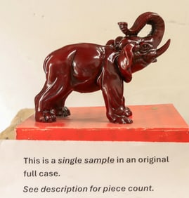 Resin Elephants, 24 [196127]