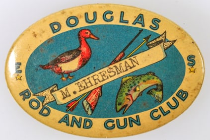 Douglas Rod and Gun Club Pinback [196302]