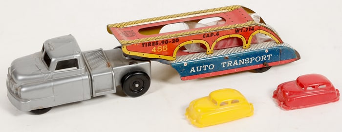 Wyandotte Car Transporter w/ 3 Cars [196669]