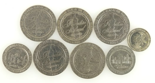 Paradise Island Souvenirs - Set of 8 [196015]